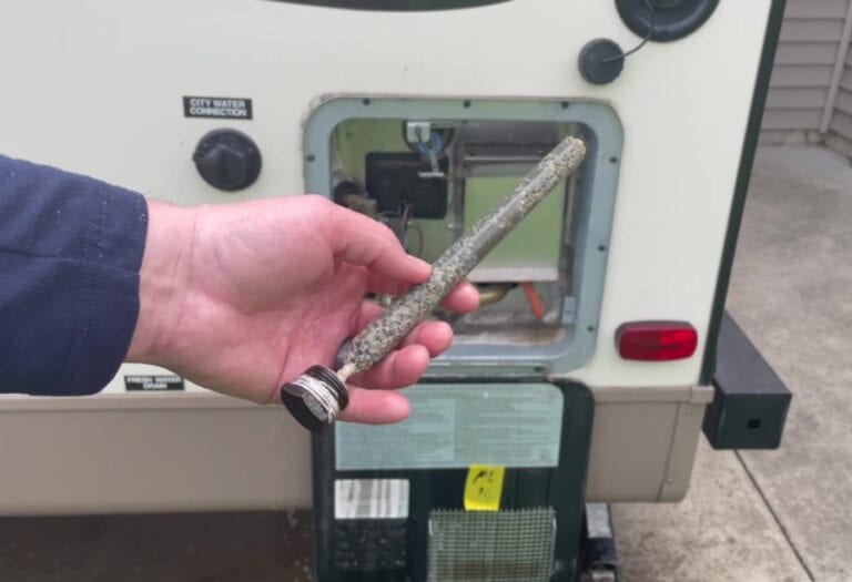 Own - Replace Shamrok Roo Water Heater Anode - End of Life Anode