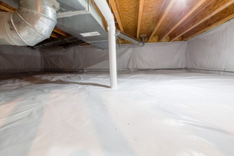 Crawl Space Fully Encapsulated With Dimple Board and Thermoregulatory Blankets