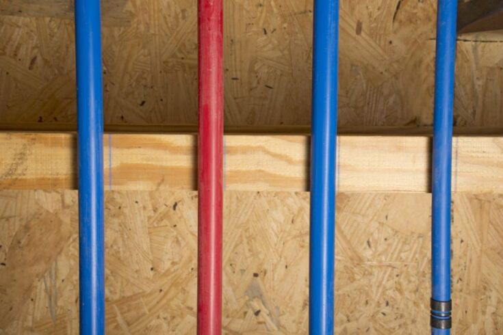 Will PEX Freeze in Crawl Space? (Is It the Best Option?) - My Backyard Life
