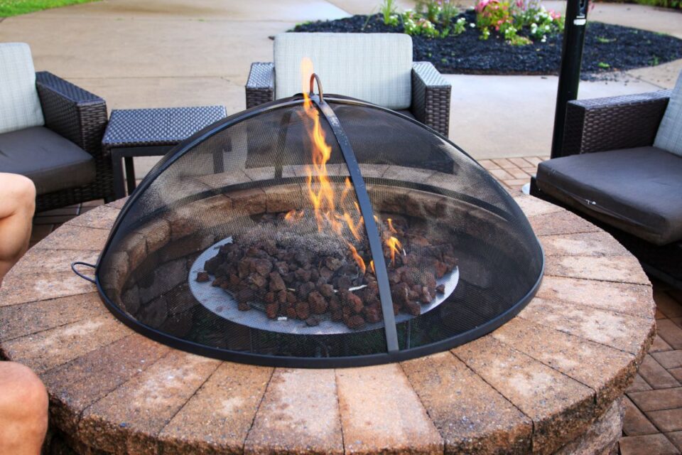 Do Gas Fire Pits Need to Be Covered? (5 Clear Benefits) - My Backyard Life
