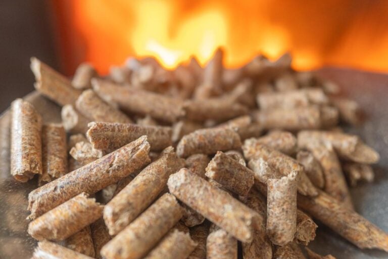 Wood pellets for grilling